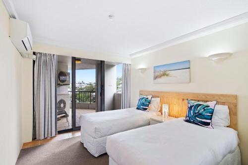 The Rocks 9J in Currumbin