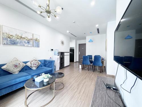 One-Bedroom Apartment image 9