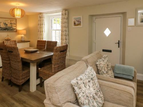 Pheasant Cottage Ilfracombe - image 8