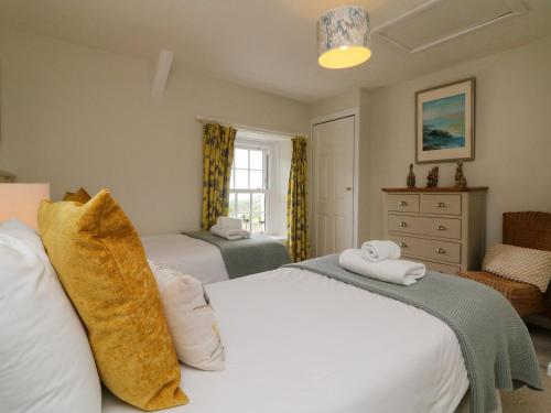 Pheasant Cottage Ilfracombe - main image