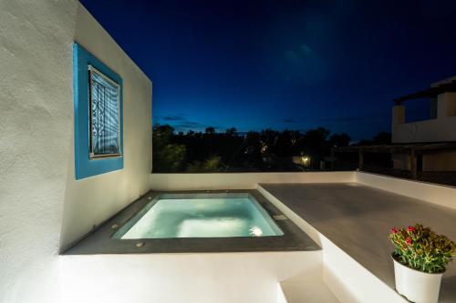 Studio Kocis, Monolithos (foto 2)