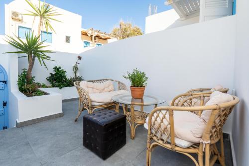 Studio Kocis, Monolithos (foto 3)