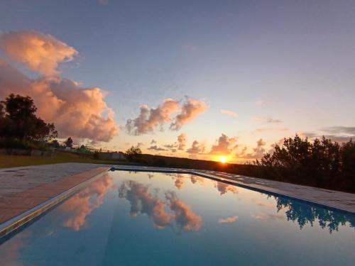 Kolam renang, The Wild Edge First Light Cottage in Knysna