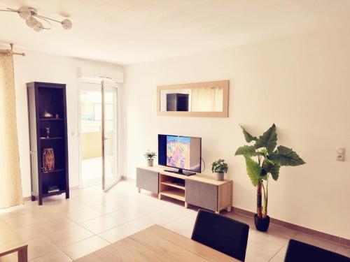 Grand appartement avec garage et terrasse near l'Aube Rouge