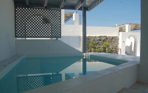 Atlantis - by S paradise - outdoor jacuzzi & seaview, Oia (foto 2)