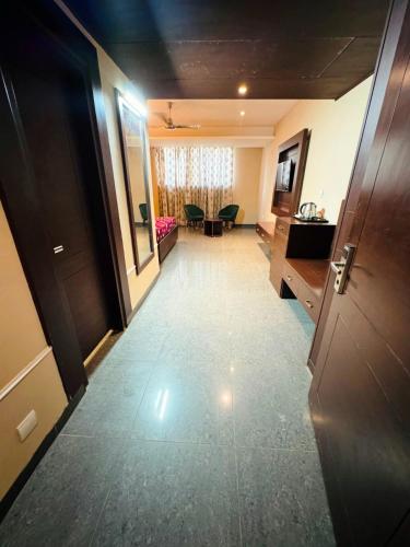 Entrance, The Pearl Hotel Sirsa in Sirsa