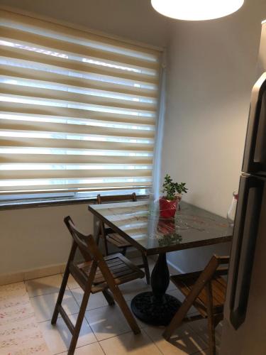 One-Bedroom Apartment image 1