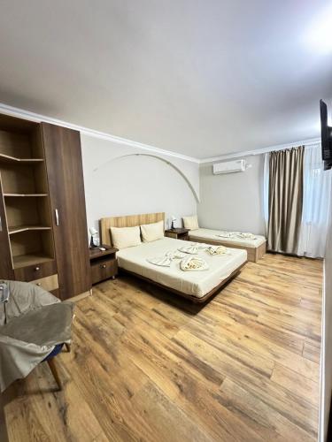 Suite image 5