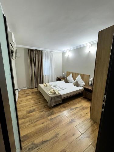 Suite image 3