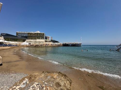 Seaview and Mountainview Studio Seaview and Mountainview Studio