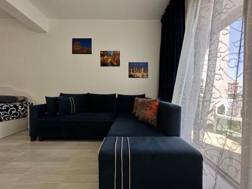 Seaview and Mountainview Studio Seaview and Mountainview Studio