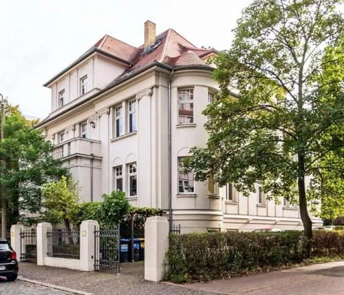 Villa 18 Boutique Apartment mit Gartenblick kostenfreies Parken Zoo und Zentrum fußläufig in Leipzig, Deutschland