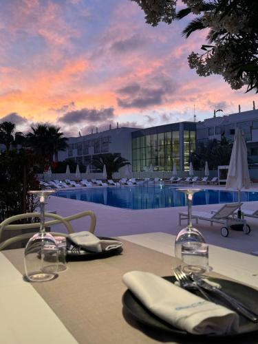 Blanco Hotel Formentera - image 3
