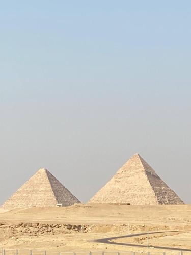 Happy Heaven Pyramids INN - image 9
