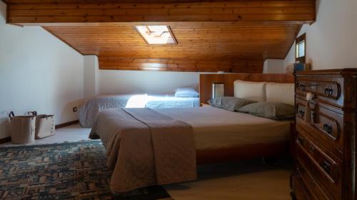  Ol Vegè casa in centro storico in Scanzorosciate