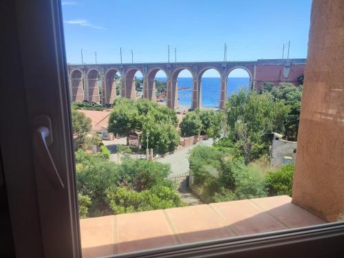 villa Esterel calme et proche de la mer,VTT et randonnées – khách sạn tại Antheor