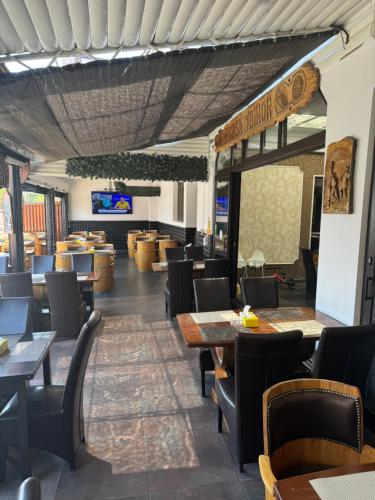 Étterem, Hanu Satului in Tomis Nord