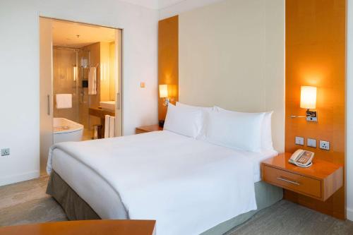 King Room with Sea View room in Hilton Doha