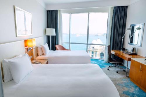Twin Room with Sea View image 2
