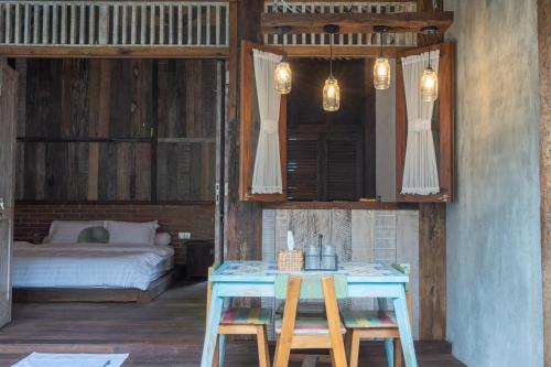 Singgah Ndalem - wooden house Jogja, Bantul