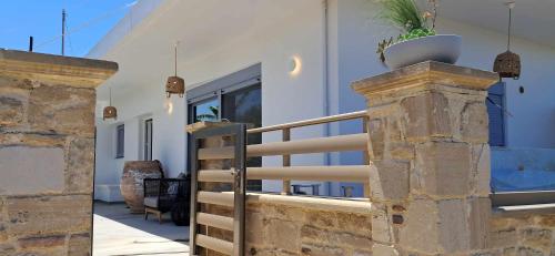 Exterior view, MariAdni Garden House in Mithimna