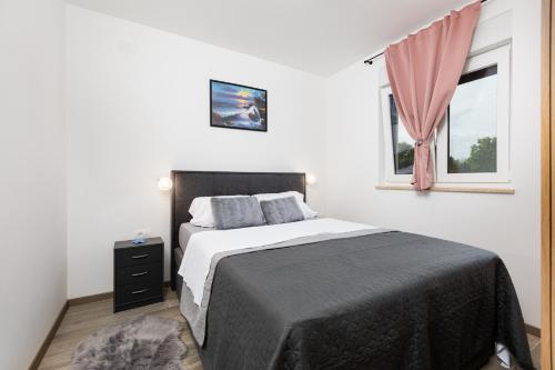 Apartment Mara by EL-PI TOURS, Malinska (foto 7)