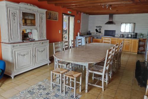 Gîte LES GOUTTES gîte à louer Bessenay