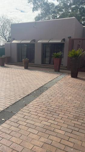 Pringle Studio, Benoni (foto 8)