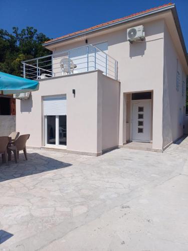 Apartmani Marinee - image 4