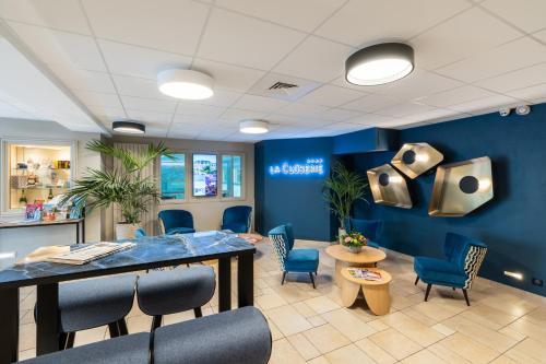 Зовнішній вигляд готелю, La Closerie SPA & Residence Hotel in Довиль