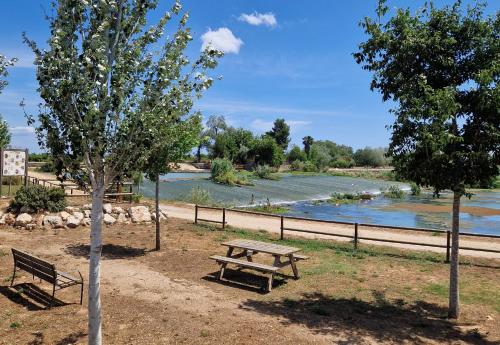المنطقة المحيطة, Ca les Rinconetes in Corbera