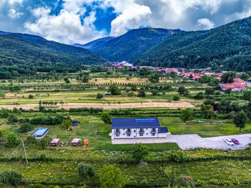 Mediu înconjurător, Transalpina Retreat in Rânca - Novaci
