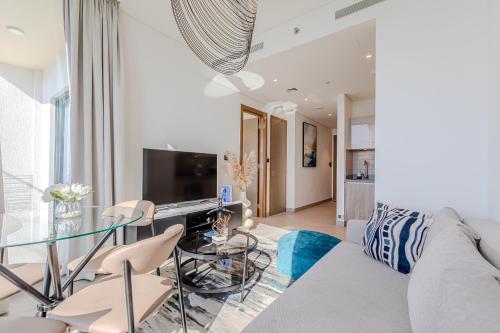 Sobha waves I Cozy 1BDR I Burj Khalifa View - image 11