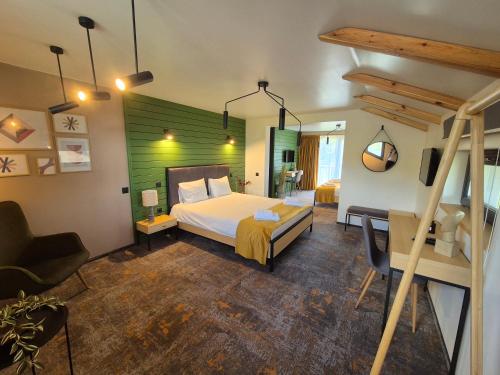 2 bedrooms, 2 beds