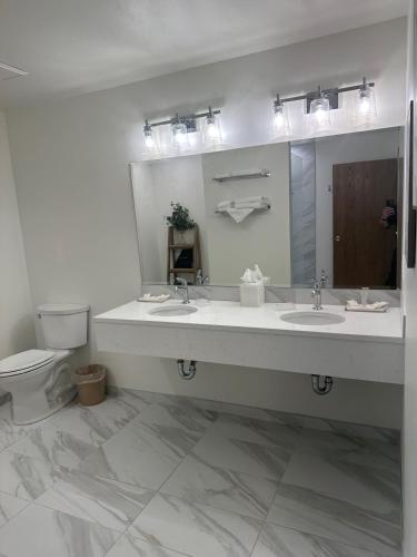 Lakeview Hills Golf & Resort - image 7