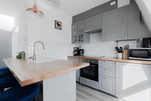 Wonderful Apartments near Portobello Road - image 8