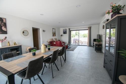 Les Chanterelles in Creches-sur-Saone