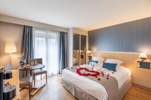 La Closerie SPA & Residence Hotel in Довиль