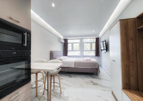 Andriiaanii Apartment Athens, Athens