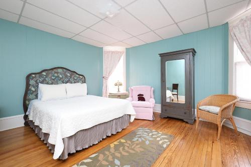 Dailey Renewal Retreat Bed & Breakfast – Greensboro, NC