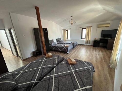 Alexander Residence in บราอิลา