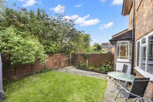 สวน, Secret Garden House with Free Parking By My Getaways in ฮอร์ชาม