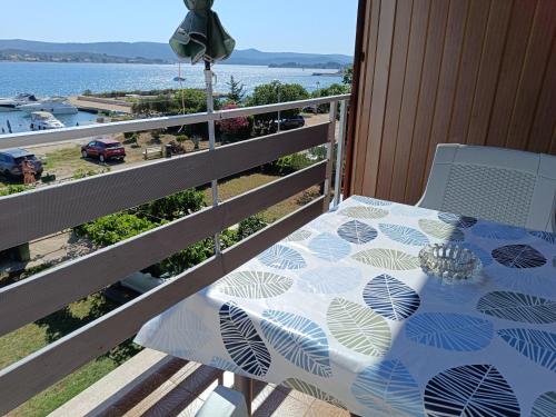 Apartment with Balcony