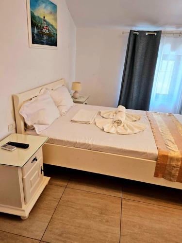 Deluxe Family Room image 9