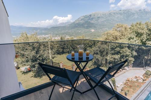 Erkély/terasz, Villa Principium with Infinity Edge Pool&Hot Tub in Kotor
