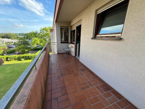 Erkély/terasz, 70m2 Appartment with 2 Bedrooms, Balcony and Garage in Neckarsulm