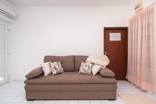 Apartments Ivica - image 2