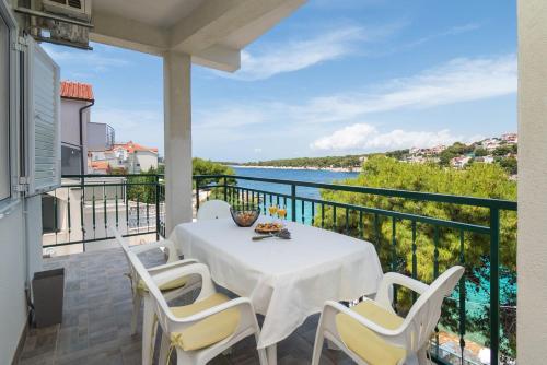 Apartments Ivica - image 8
