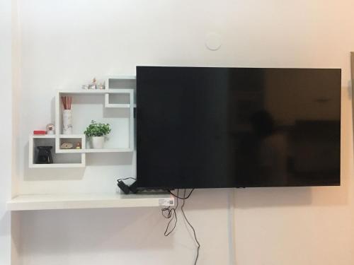 One-Bedroom Apartment image 10