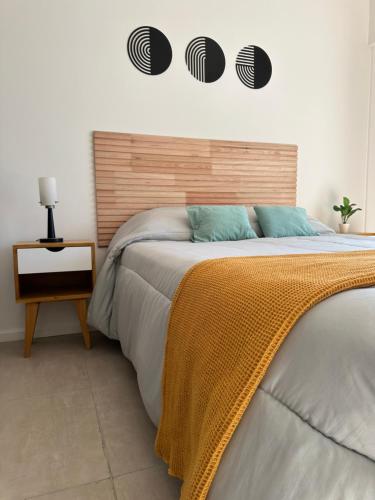 One-Bedroom Apartment image 9